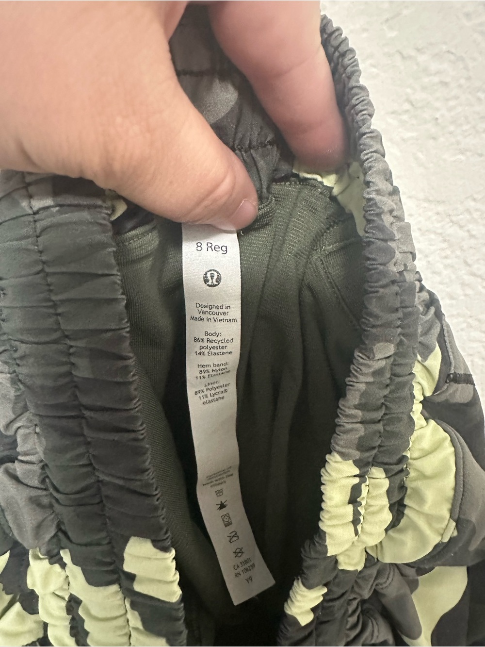 Lululemon Hotty Hots - Picture 5 of 5